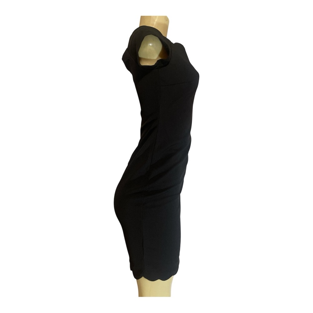 Premier Amour Classic Black Dress - Picture 2 of 6